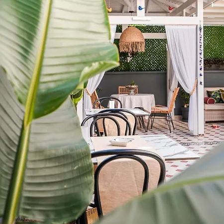Kiana Kaleici Hotel 2*