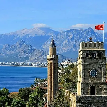 Kiana Kaleici Hotel 2*